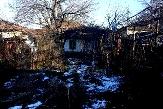 Парцел във Велико Търново, Дебелец
