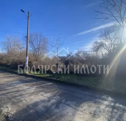 Снимка 2 — Парцел във Велико Търново, Долна Оряховица