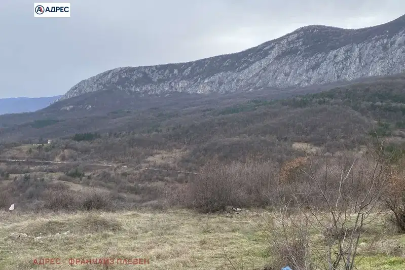 Парцел във Враца, с. Челопек