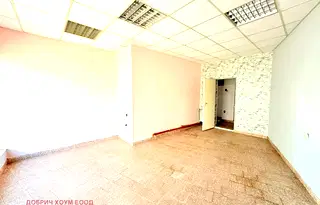 Промишлена сграда в Добрич, Център