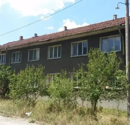 Снимка 4 — Промишлена сграда във Враца, Промишлена зона