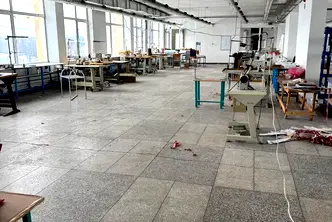 Промишлена сграда в Плевен, Широк център
