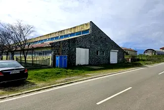 Промишлена сграда в Благоевград, Петрич