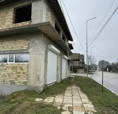 Снимка 4 — Промишлена сграда в Добрич, Каварна