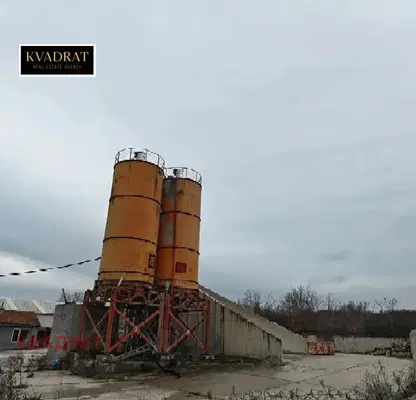 Снимка 5 — Промишлена сграда в Добрич, к.к. Албена