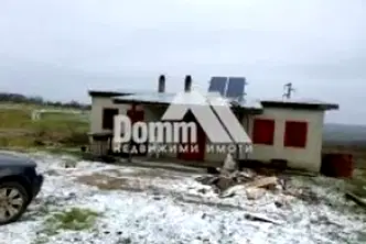 Промишлена сграда в Добрич, с. Коларци