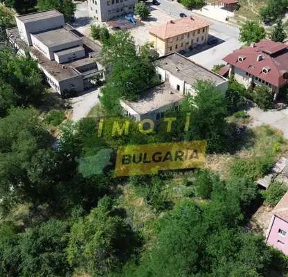 Снимка 4 — Промишлена сграда в Кърджали, с. Перперек