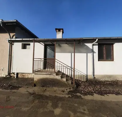 Снимка 4 — Промишлена сграда в Ловеч, Троян