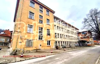 Промишлена сграда в Пазарджик, Батак