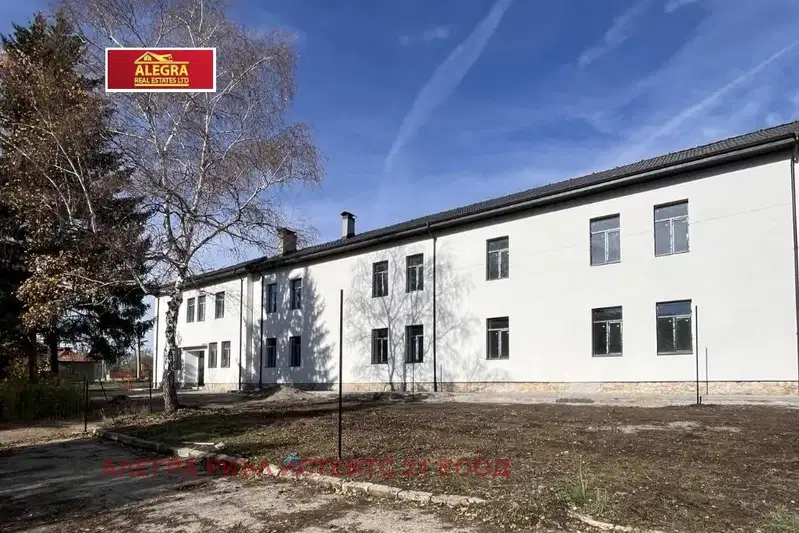 Промишлена сграда в Перник, Брезник