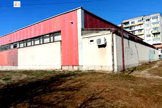 Промишлена сграда в Перник, Радомир