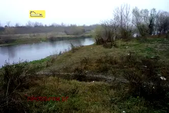 Промишлена сграда в Плевен, с. Ясен