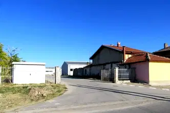 Промишлена сграда в Пловдив, Първомай