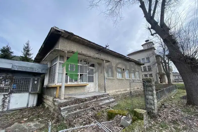 Промишлена сграда в Шумен, с. Кочово