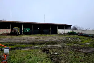 Промишлена сграда в Шумен, с. Върбак