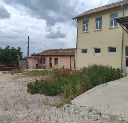 Photo 3 — Industrial Building in Oblast Shumen, Zlatna Niva
