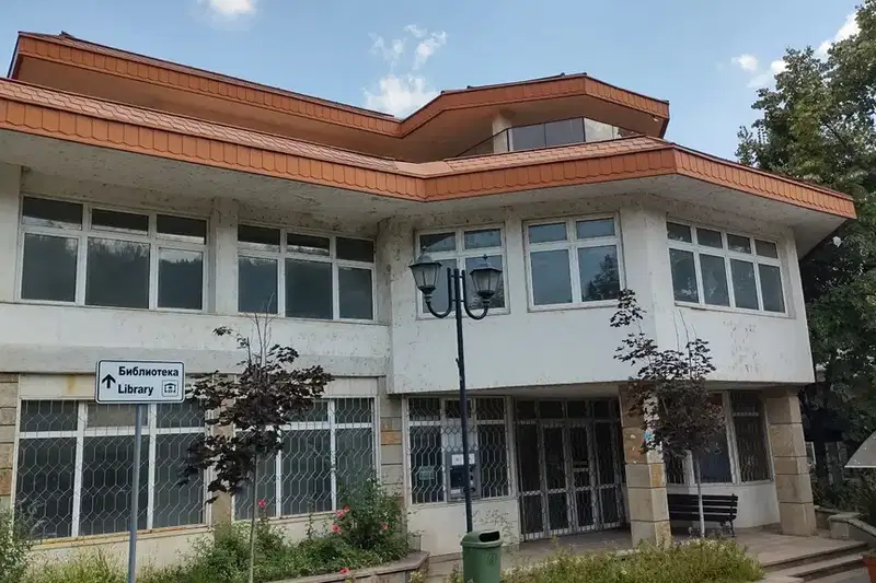 Промишлена сграда в Смолян, Неделино
