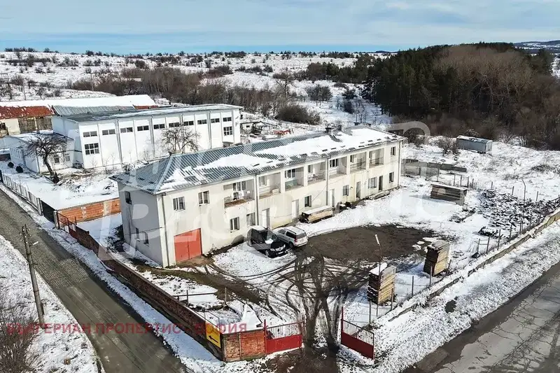 Industrial Building in област София, Vakarel