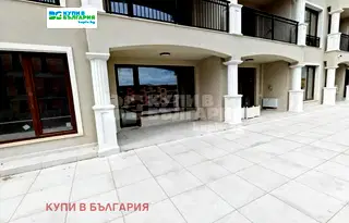 Тристаен апартамент в к.к. Св.Св. Константин и Елена