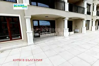 Тристаен апартамент в к.к. Св.Св. Константин и Елена