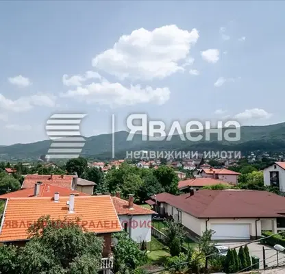Снимка 3 — Тристаен апартамент в с. Лозен