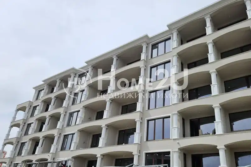 3-bedroom apartment in Sv.Sv. Konstantin I Elena