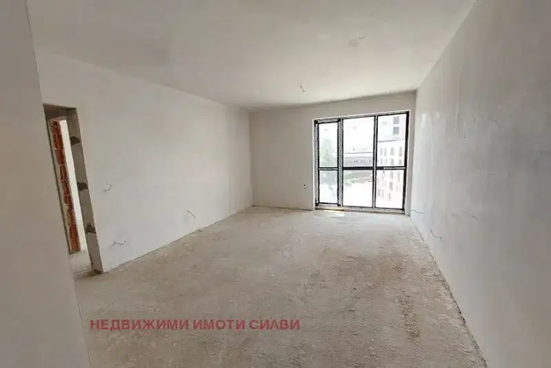 Тристаен апартамент в Шумен, 5-ти полк
