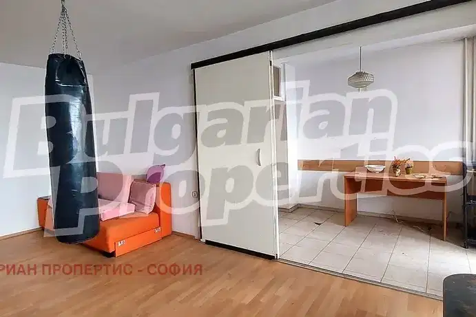 3-bedroom apartment in Sofiya, Banishora