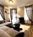 Тристаен апартамент в София, Банишора