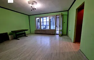 Тристаен апартамент с югоизточно изложение в Белите брези, София