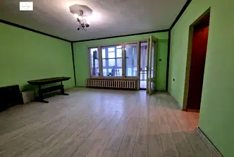 Тристаен апартамент с югоизточно изложение в Белите брези, София