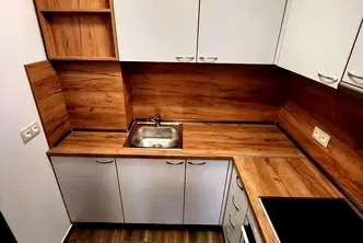 Тристаен апартамент в София, Бенковски