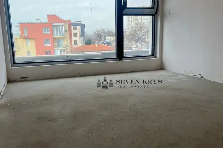 3-bedroom apartment in Varna, Briz