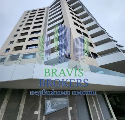 Photo 2 — 3-bedroom apartment in Varna, Briz