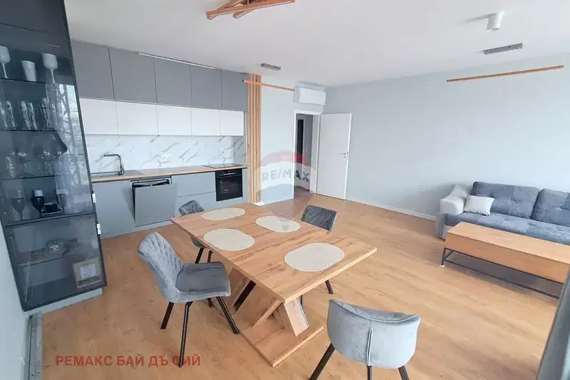 3-bedroom apartment in Varna, Briz