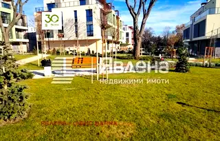 Тристаен апартамент във Варна, Бриз