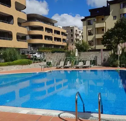 Photo 2 — 3-bedroom apartment in Varna, Briz