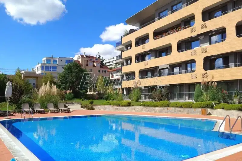3-bedroom apartment in Varna, Briz