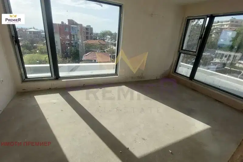 3-bedroom apartment in Varna, Briz