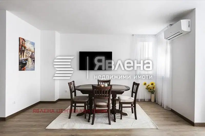 Тристаен апартамент в София, Бъкстон