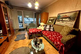 Тристаен апартамент с две тераси в Бъкстон, София