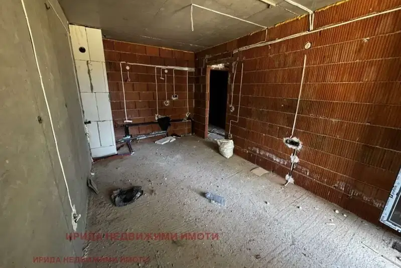 3-bedroom apartment in Sofiya, Bykston