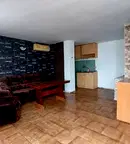 Тристаен апартамент с тераса в центъра на Варна, до пощата