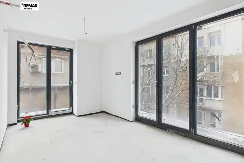 3-bedroom apartment in Sofiya, Centyr