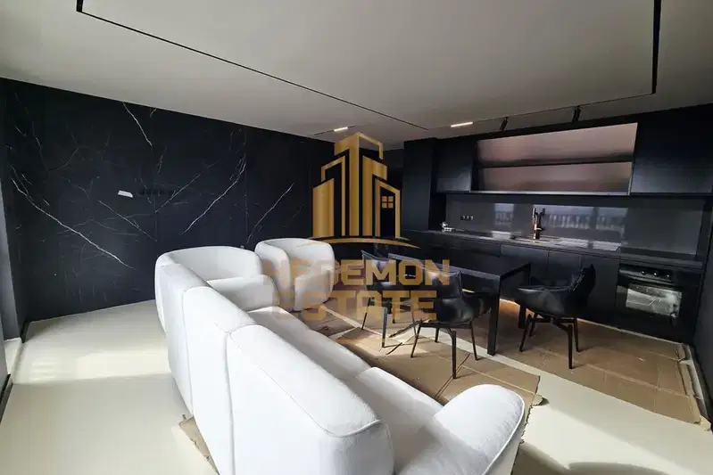 3-bedroom apartment in Varna, Centyr