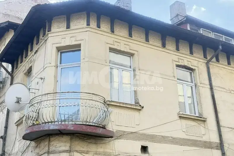 3-bedroom apartment in Sofiya, Centyr