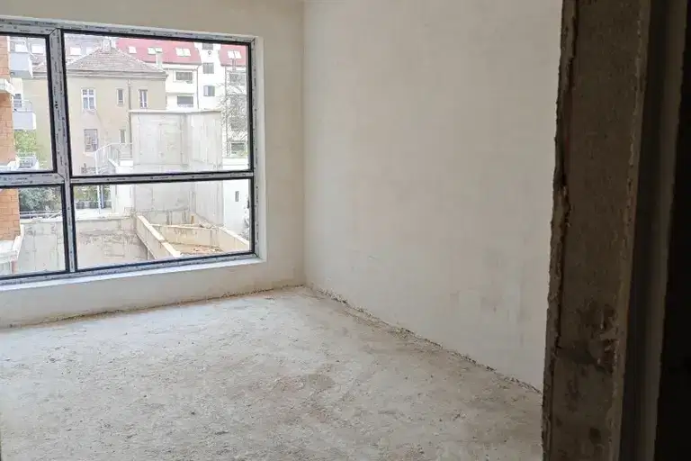 3-bedroom apartment in Sofiya, Centyr