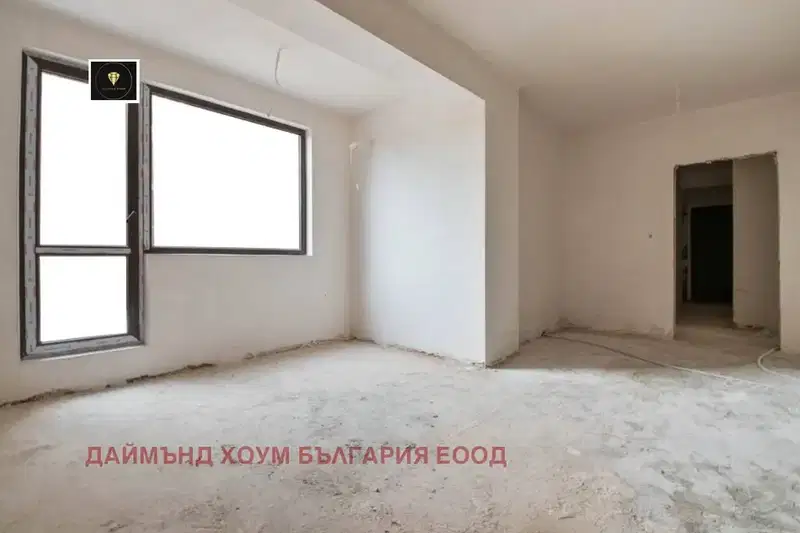 3-bedroom apartment in Plovdiv, Centyr