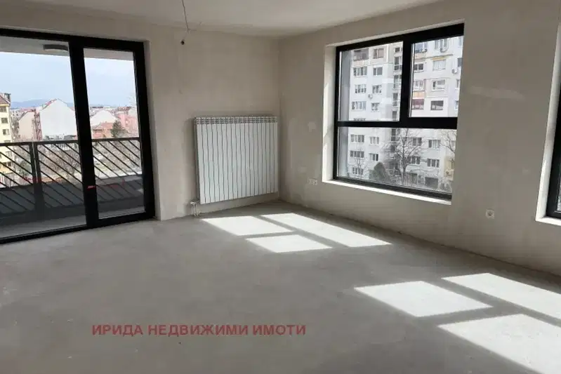 3-bedroom apartment in Sofiya, Centyr