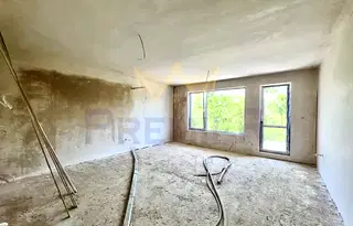Тристаен апартамент във Варна, Център
